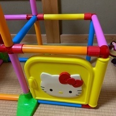 ハローキティ　かんたんおりたたみジムの画像