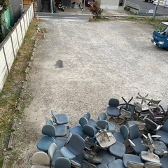 無料　11/4日14時まで　早い者勝ち　回転椅子　パソコン椅子　パソコンチェアー　無料　オフィスチェアー　千種区竹越　の画像