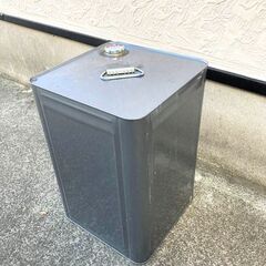 一斗缶・・・・灯油のポリタンク代わりなどに！