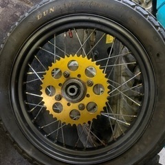 バイクのスポーク張り替え5千円〜の画像