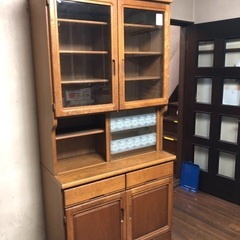 食器棚の画像