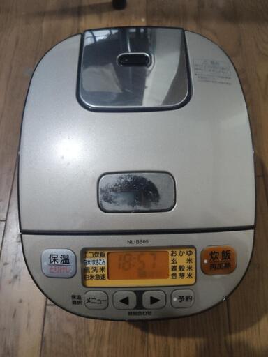象印マイコン炊飯ジャー　0.55L