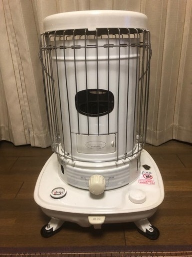 季節到来　冬キャンプ　コロナストーブ