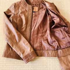 イタリア製レザージャケットの画像