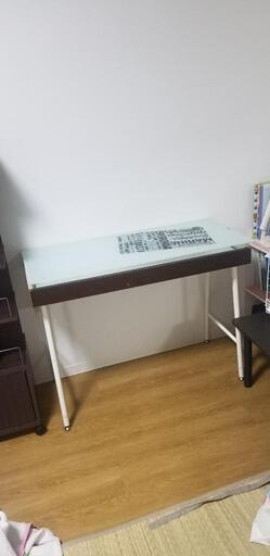 デスク
