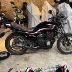 鹿児島市　GPZ400 塗装したばかり！
