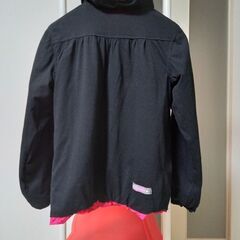 子供服《未使用品》Cute Paradise　リバーシブルアウター　黒、ピンク色　150cm【値下げ】の画像