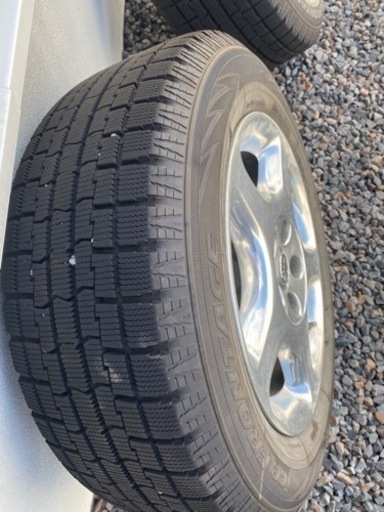 スタッドレスタイヤ16インチ