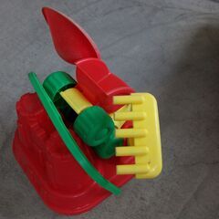 砂遊びセット　バケツ　子供　おもちゃ　玩具　遊具【隣接地域はお届けを無料で応相談】の画像