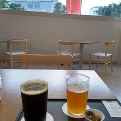 Let us talk in English drinking coffee!英会話カフェの画像