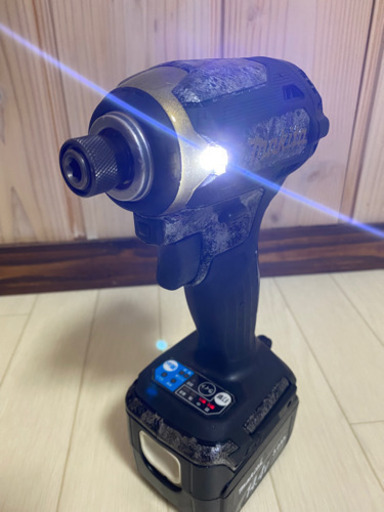 中古　 マキタ　TD161D 14V カスタム 充電式 インパクトドライバ
