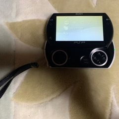 PSP GOの画像