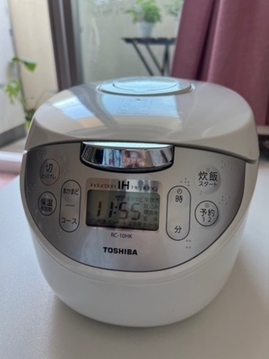 東芝IH炊飯器　5.5合炊き　19年製　RC-10HK(W) ホワイト