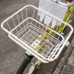 子ども用自転車✨18インチ　黄緑✨鍵なしタイプ✨中古品【こちらは店舗です。浜村鹿野温泉ICから3分  買取本舗 宮本リサイクル  営業時間９～１９時  定休日水曜のみ←連絡できませんm(_ _)m】の画像