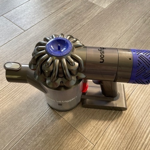 ダイソンハンディー掃除機//値下げしました//