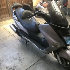 期間限定値下げ YAMAHA ヤマハ マジェスティ１２５　低走行2万Km  まだまだ乗れますよ。調子いいですよ。加速抜群。期間限定値下げ。の画像