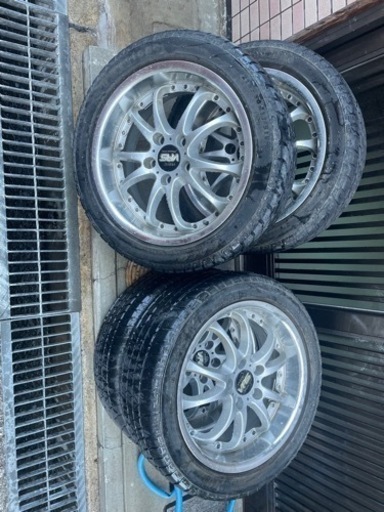 旧車、VIP、ドリ車に☆マナレイVRS深リム17インチ！