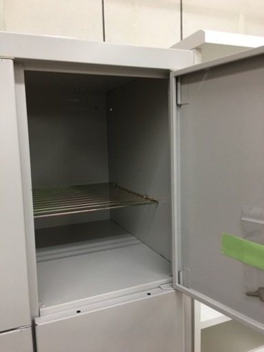 ITOKI 多人数用ロッカー　12人用ロッカー