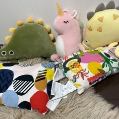 IKEA クッション　恐竜　ユニコーン　ぬいぐるみ