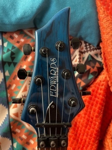 Edwards ホライゾン型ギター