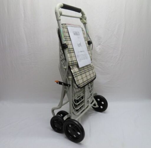 【新品】腰かけ付カートシルバーカート定価17,800円のお品をお安くお譲りいたします！！