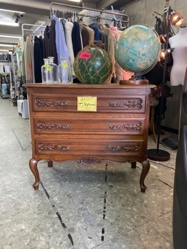 値下げ！猫足アンティークチェスト！