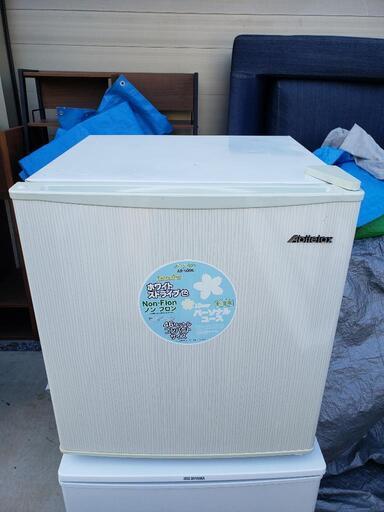 ★Abitelax★ 小型冷蔵庫 46L ノンフロン電気冷蔵庫 AR-509E 2015年製 アビテラックス\n\n