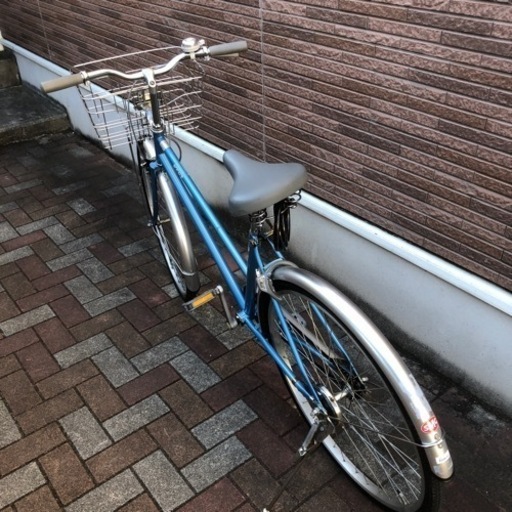 26インチの自転車です。中古ですが悪い箇所はありません。程度良で綺麗です。宜しくお願いします。