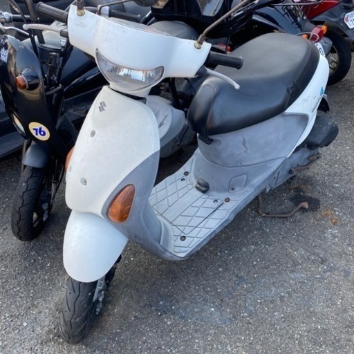SUZUKI レッツ4 実動　福岡市南区　原付スクーター　50cc  メットイン