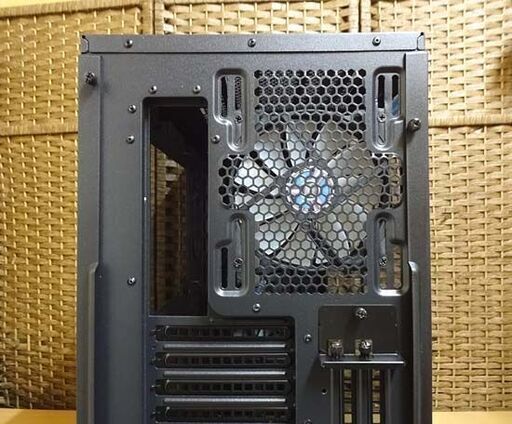 ジャンク Thermaltake View 31 強化ガラスパネル搭載ミドルタワー型PCケース PC周辺機器 札幌市 白石区 東札幌