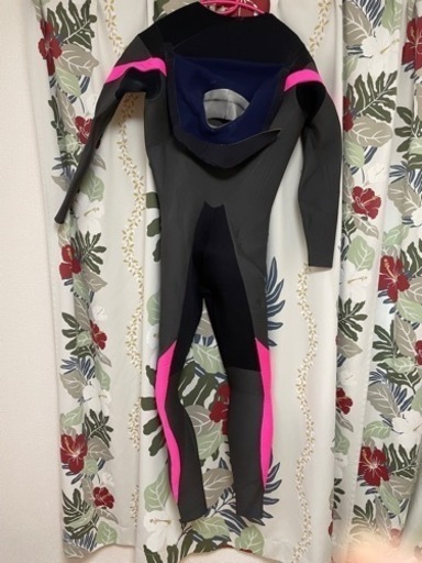 【ほぼ新品】裏起毛　超撥水&保温　ウェットスーツ　サーフィン