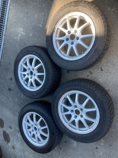 格安で☆205/60R16アルミ付スタッドレス4本　ミニバン系に
