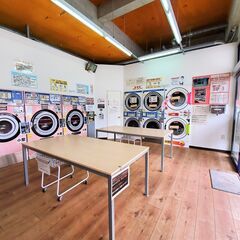 未経験可。シニア世代可。土日祝のみ。コインランドリー西新店の清掃...