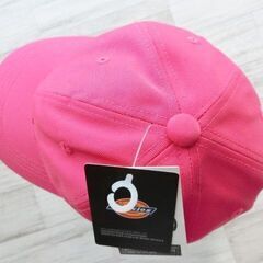 【旧おみせっち】Dickies ディッキーズ ユニセックス フロント刺繍ツイルローキャップ ベルトアジャスター付き ピンク Fサイズ 57～59cmの画像