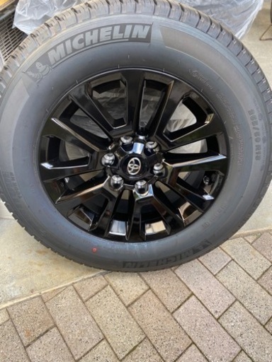 ランドクルーザープラド70周年アニバーサリーモデル純正ホイール