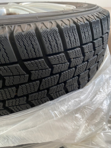 美品！スタッドレスタイヤ　155/65R14 75Q  取り引き中