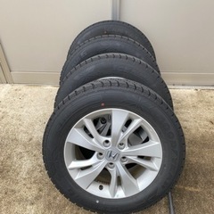 冬タイヤ HONDA ヴェゼル 純正ホイール付き