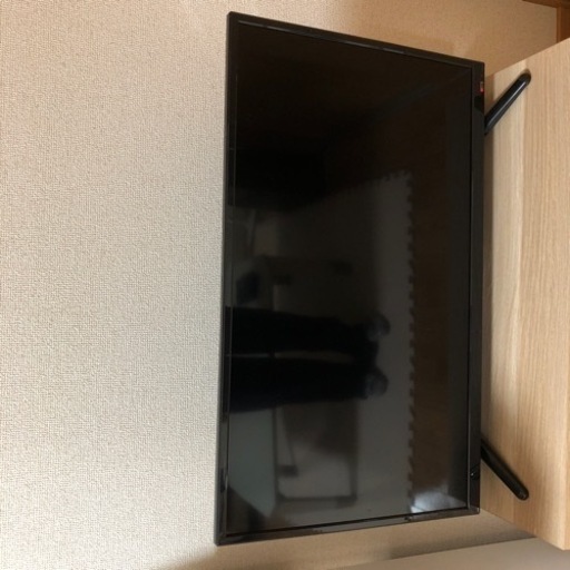 テレビ32型　TEES LE-3213TS
