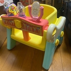 ディズニー　へんしんおすわりデスクジムの画像