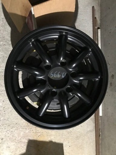 ハイエース　社外アルミホイール