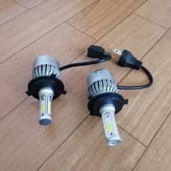 H4タイプ　LEDバルブ　自動車用　動作品　ハイエース外し