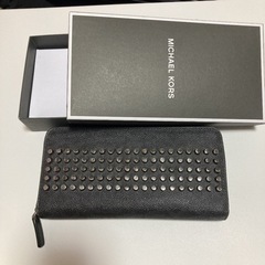 MICHAEL KORS 黒　長財布　スタッズ
