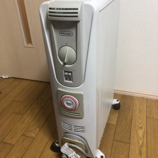 取引中　オイルヒーター　デロンギ　091521TEC