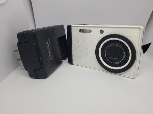 ペンタックス　RS1500　　デジタルカメラ