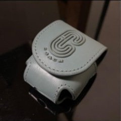 COACHのAirPodsケース