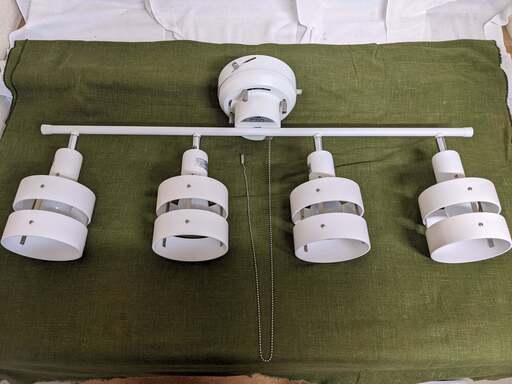 (売約済み)シーリングライト ４灯 角度調節 スポットライトニトリ 照明器具