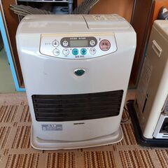 CORONA 石油ファンヒーター⑬ 07年製 KCF-327Y　...