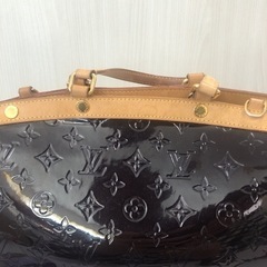 LOUIS VUITTON ルイヴィトン ヴェルニ ブレアMM ハンドバッグ 2WAY パテント レザー (モノグラム型押し) アマラントの画像