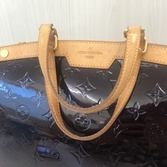 LOUIS VUITTON ルイヴィトン ヴェルニ ブレアMM ハンドバッグ 2WAY パテント レザー (モノグラム型押し) アマラントの画像
