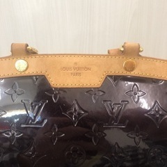 LOUIS VUITTON ルイヴィトン ヴェルニ ブレアMM ハンドバッグ 2WAY パテント レザー (モノグラム型押し) アマラントの画像